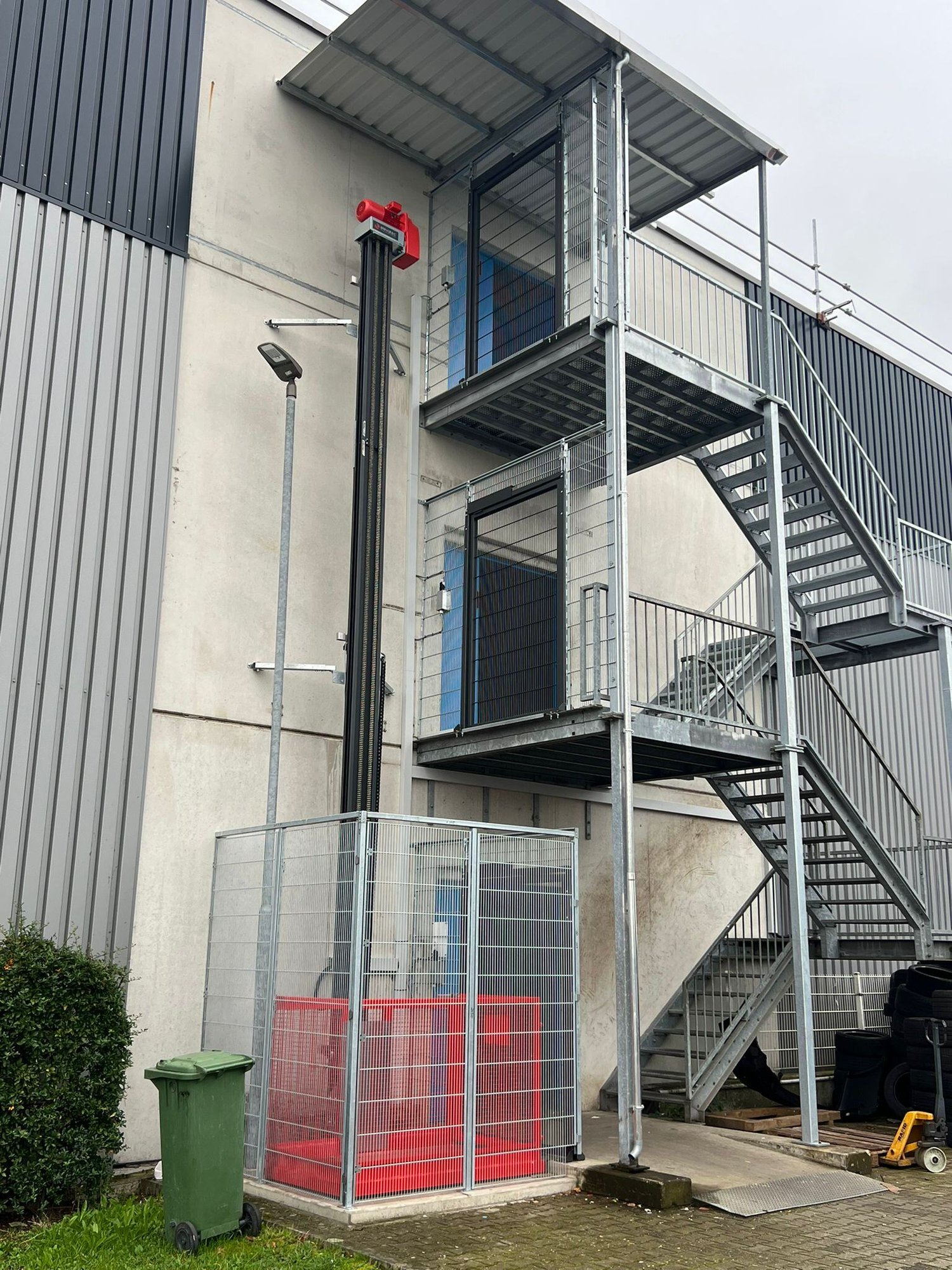 Außenlift Warenlift Güterlift Fassadenlift